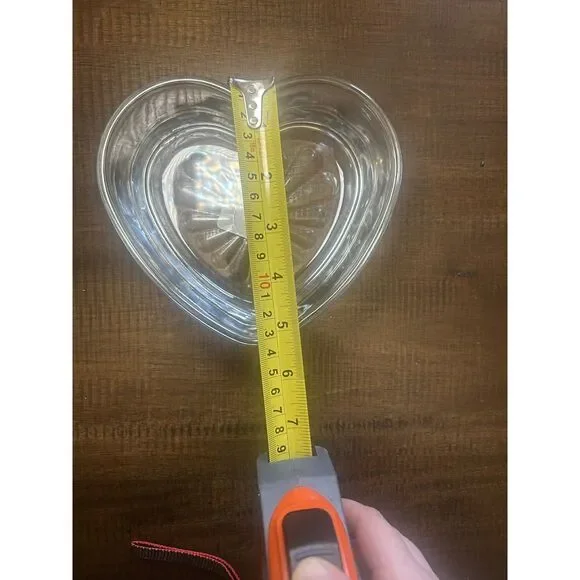 Vintage Libbey Glass Heart Bowl 6” Clear Pressed Candy Dish Sunburst Bottom - Picture 5 of 7